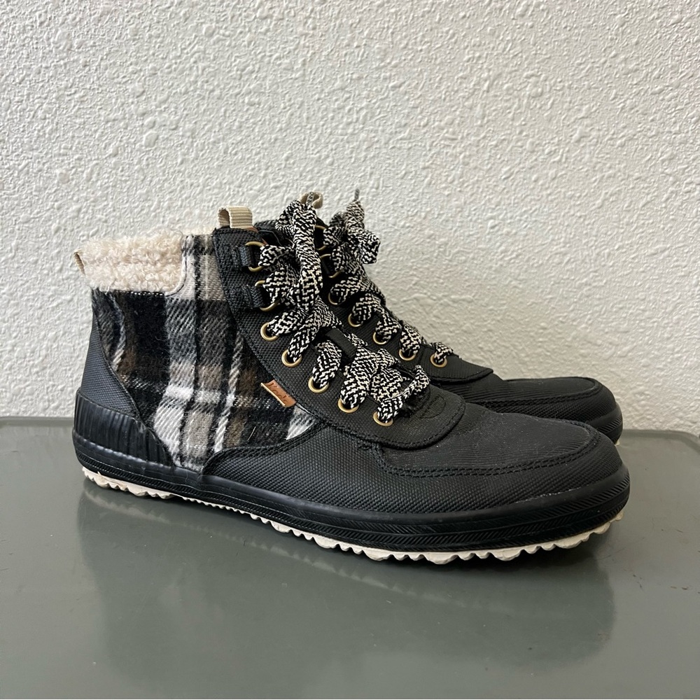 Women's KEDS Black Plaid Ankle Boots Size 9 Booties Lace Up Casual Flat Comfort